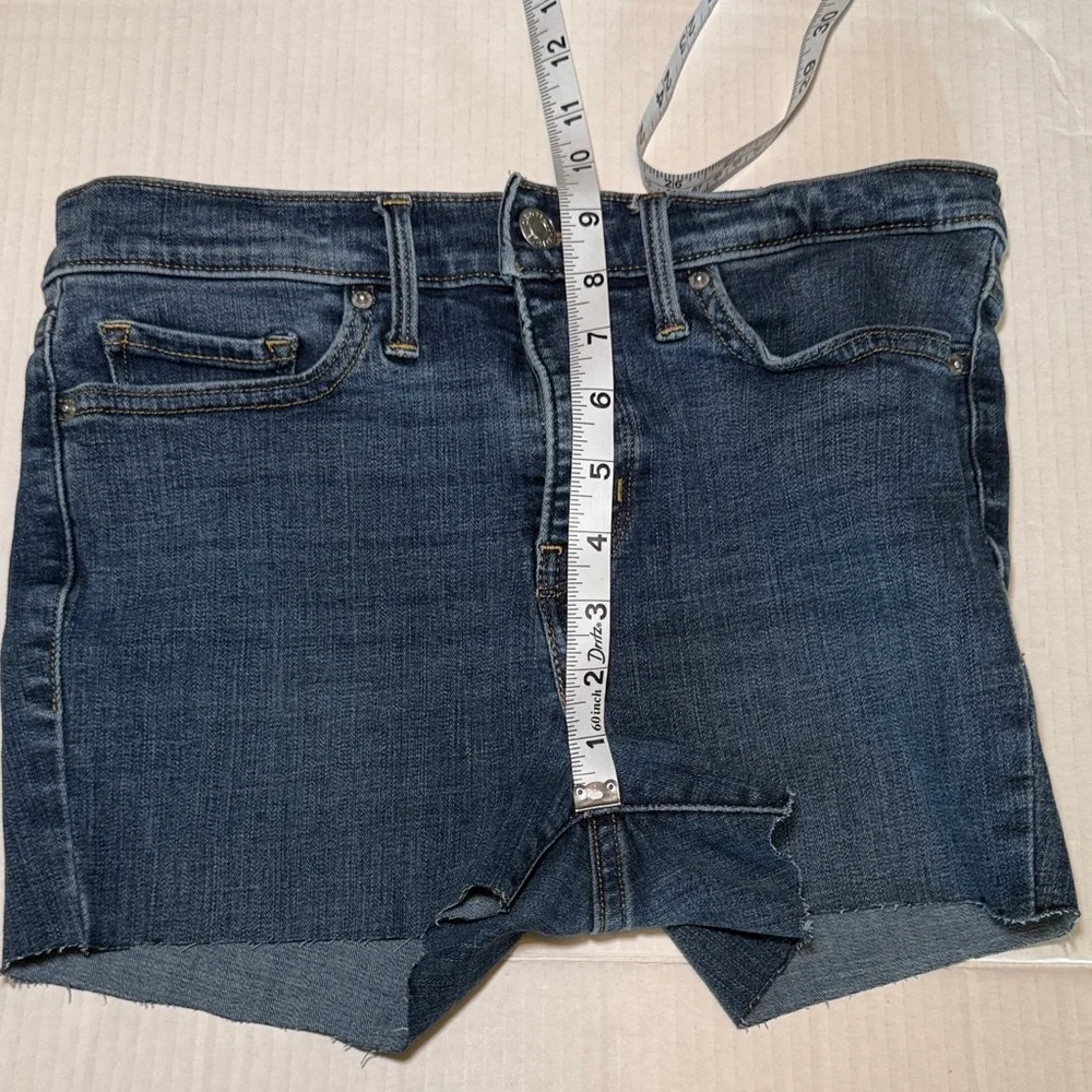Levi's 311 Blue Denim Shaping Skinny Cutoff Shorts Size 28
